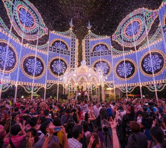 Explore Singapore Streets this Holiday Season