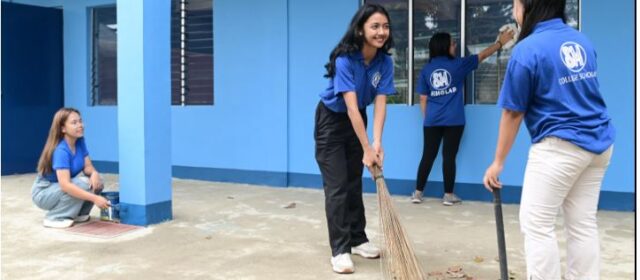 SM Group Turns over 104TH School Building to Roxas City