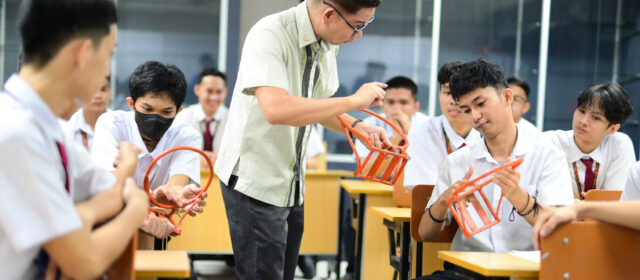School Project That Amplifies the Potential of Deaf Community